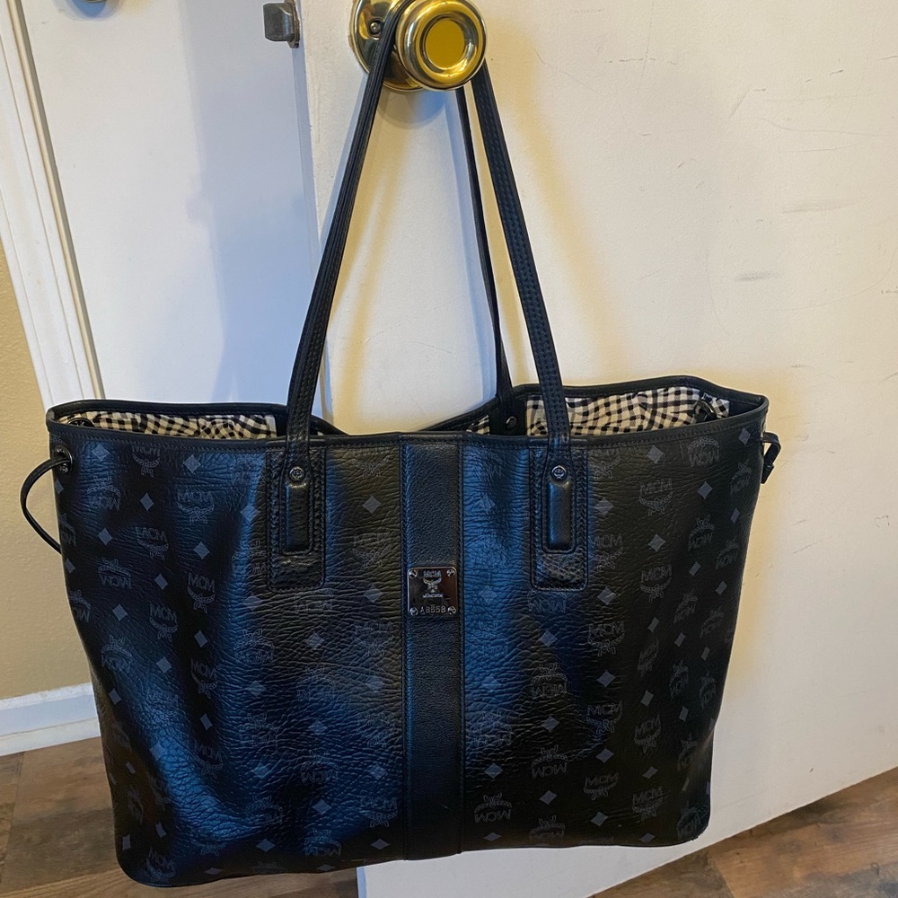 MCM Reversible Liz Shopper Viseto Large Black